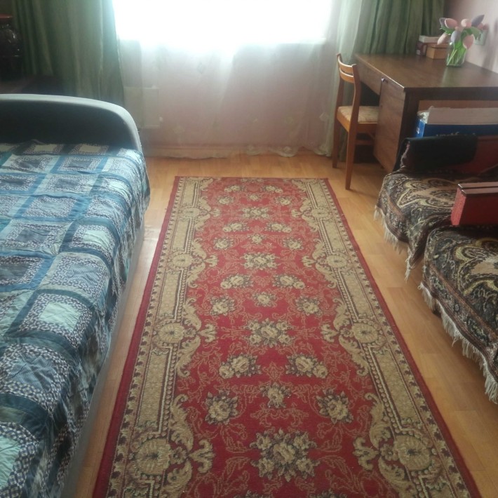 СВОЯ БЕЗ ПОСРЕДНИКОВ И ЗАЛОГА Сдам комнату в 3х комнатной квартире Янтарная - фото 1