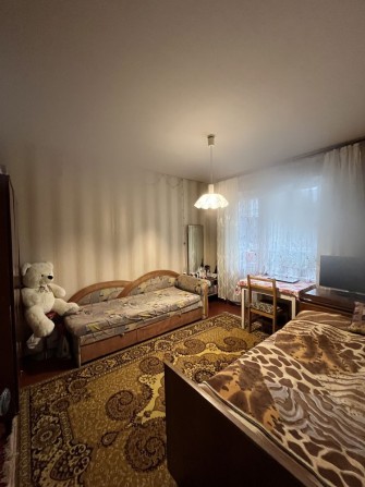 Кімната в квартирі для дівчини, Цум - фото 1