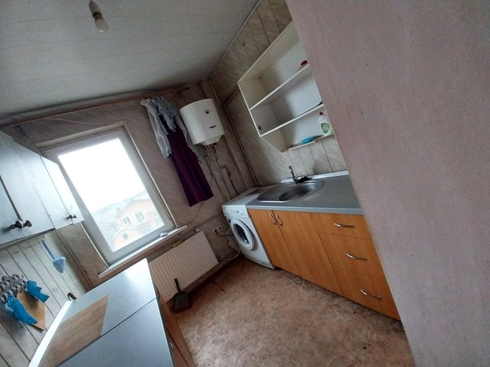 Кімната в гуртожитку в центрі для однієї, двох чи навіть 10-х людей - фото 1