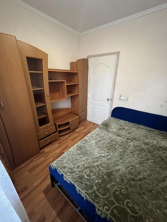 Девушке комната подключ на Оболоне метро 5минпеш!телефонуйте актуально - фото 1