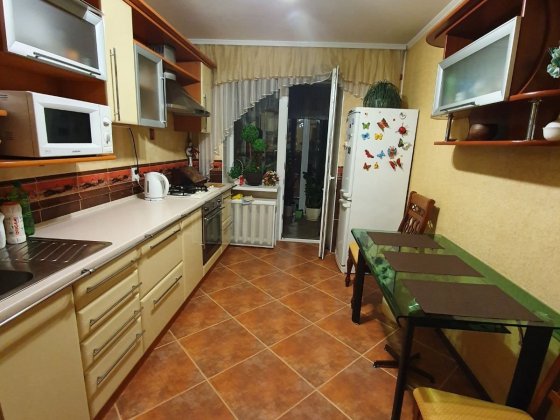 Здам в оренду  кімнату в 3 кімнатній квартирі. Винница