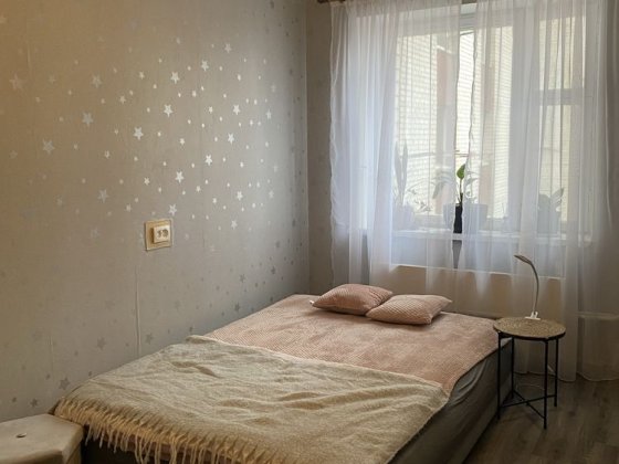 Здам кімнату для порядної дівчини на довгий термін !