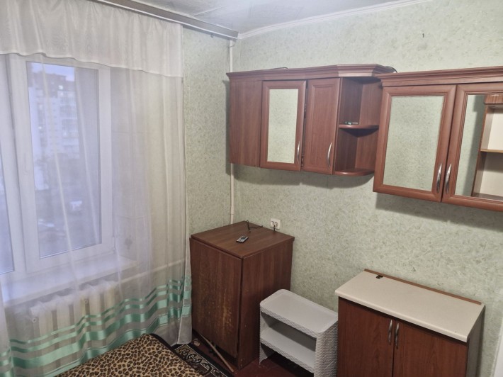 Оренда гарної кімнати в гуртожитку пр. Юності - фото 1