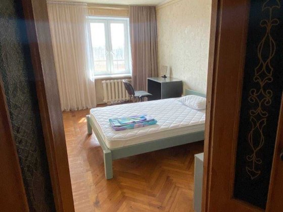 Сдам 2 Комнаты На тополе Только девушкам