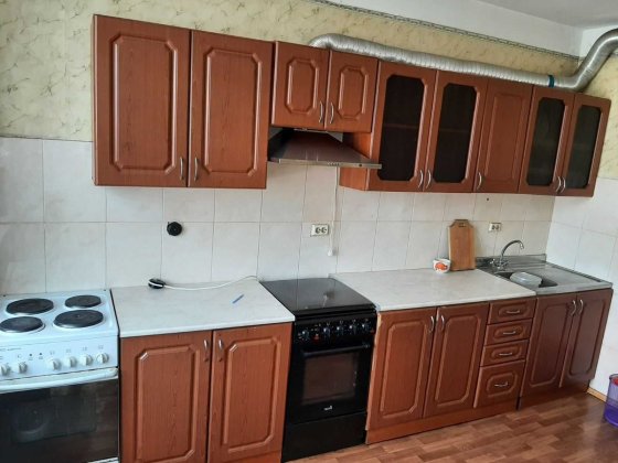 Здається кімната для ОднієЇ Дівчини (без хозяйки) С.м.Позняки Киев