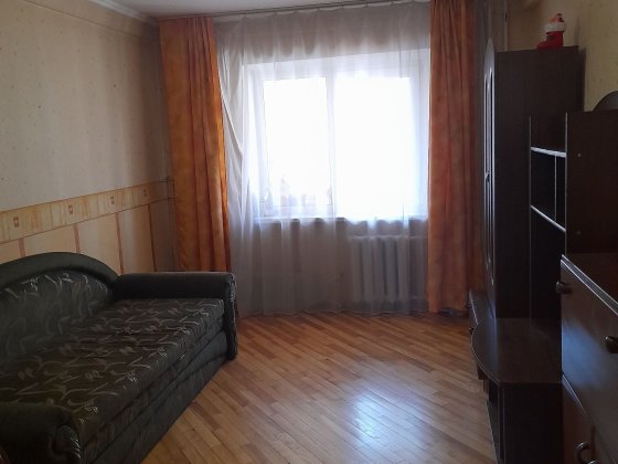 Здам  роздільну кімнату метро Політехнічний інститут Київ