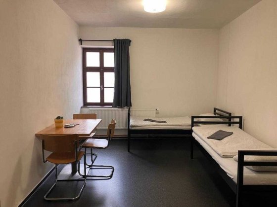 1500 грн. месяц Сдам подселение в комнату в Киеве Метро Золотые Ворота Київ