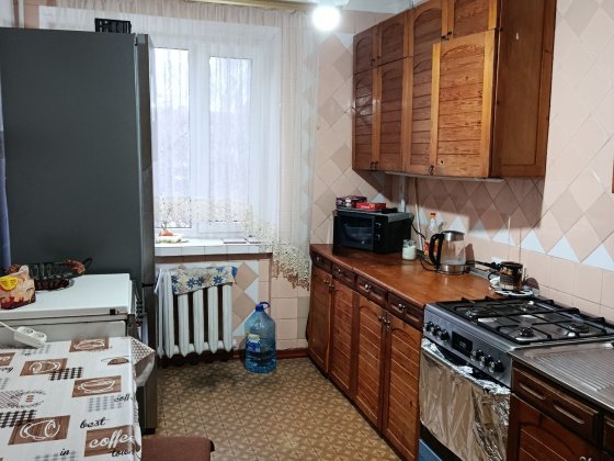 Окрема кімната Ближньому Замості,для хлопців Винница