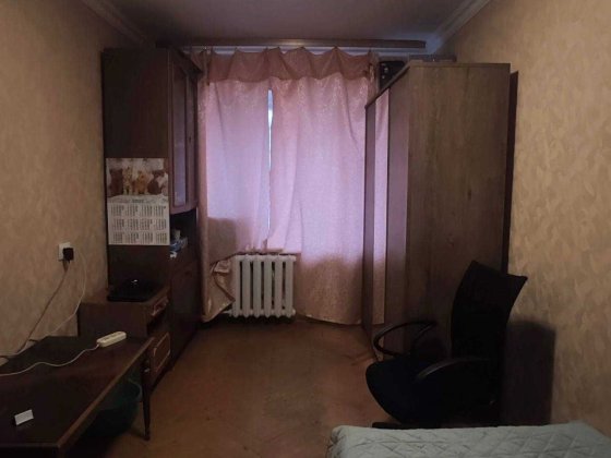 Здається кімната без власників, Чоколівка Киев