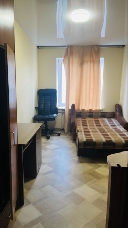 Сдам Комнату в Коммуне 2500 гр - фото 1