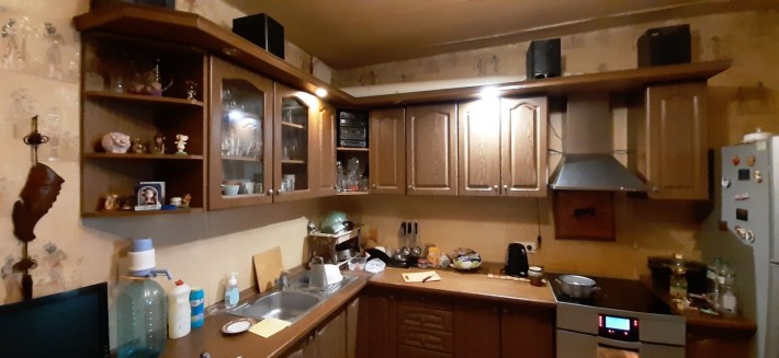 Здам кімнату 3х кімнт.кварт.вул.Вішняківська  7 б метро Харківська - фото 1