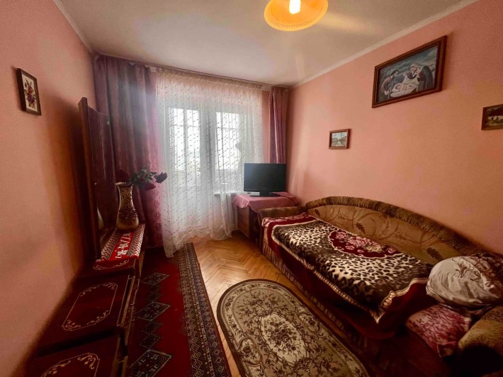 Оренда ізольованої кімнати в 3-ох кімнатній квартирі по вул Шевченка - фото 1