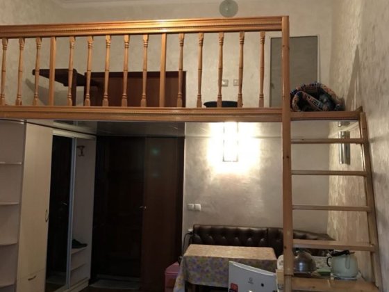 Сдам в комнату в двух уровнях в коммуне Одеса