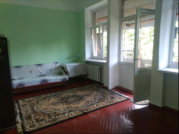 Сдам гостинку метро Малышева - фото 1