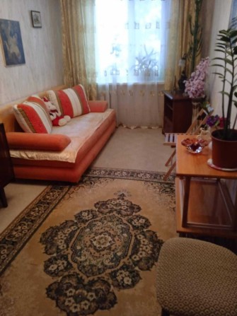 Сдам комнату с хозяйкой для девушки Филатова/Космонавтов - фото 1