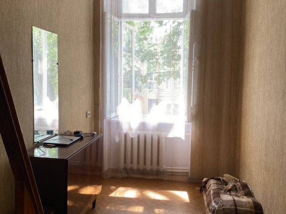 Сдам  комнату в центре. Одеса