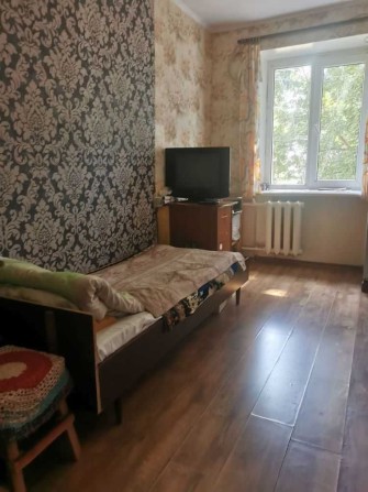 8m Аренда 1 комната гостинка ХТЗ 12 Апреля метро Индустриальная - фото 1