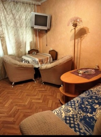 Сдам гостинку на Восточном ,м.Индустриальная - фото 1