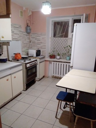 Сдам комнату без хоз для 1 чел Люстдорфская дор / Костанди 2000гр - фото 1