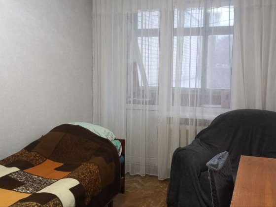 Сдам комнату для 1го парня,пр-кт науки,м.димеевская Киев