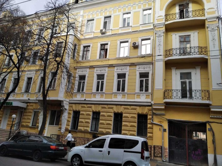 Сдам жильё в самом центре Одессы комната в коммуне от хозяйки - фото 1