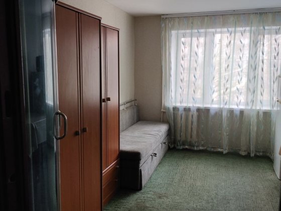 Сдам комнату на 4 ом этаже Одеса