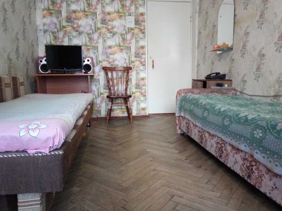 Спільна оренда кімнати для жінки Київ