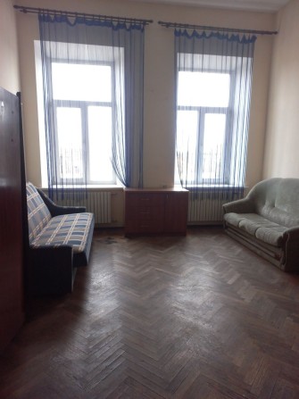 Сдаю ул.Княжеская/ Новый р-к комната- 21м в малой коммуне- 3500гр - фото 1