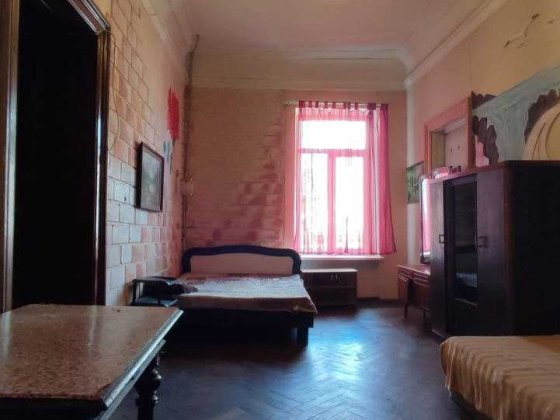 Здається кімната в комуні в районі вул. Дерибасівська Одесса