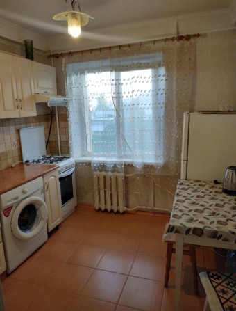 Сдаётся комната ст.метро Левобережная - фото 1