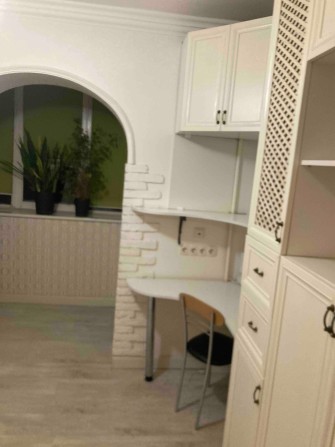 Оренда  1-і кімнати в 3-х кімнатній квартирі - фото 1