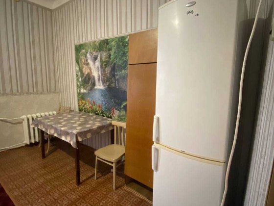 Здається кімната 12 м2 Київ, біля метро Звіринецька , вул. Бойчука Київ