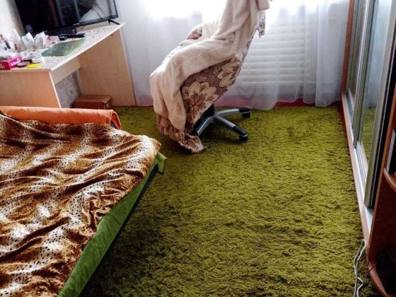 Комната для женщины с ребенком, залога нет, ул.Полярная, Оболонь Киев