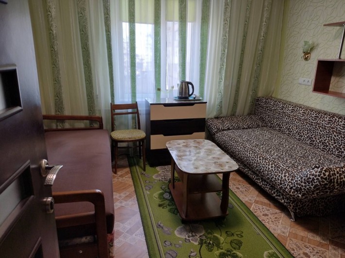 Сдам комнату-для 2их девушек, метро Харьковская-6000грн - фото 1