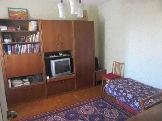 Героев Днепра 42 Оболонь Оболонский Минская Без хозяев Київ