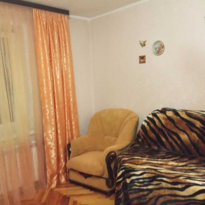 Приречная, отдельная хорошая комната, метро Минская Оболонь Оболонский - фото 1