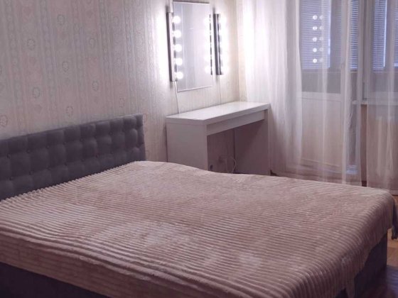 Тулузи вул.поруч ринок Газ! Киев