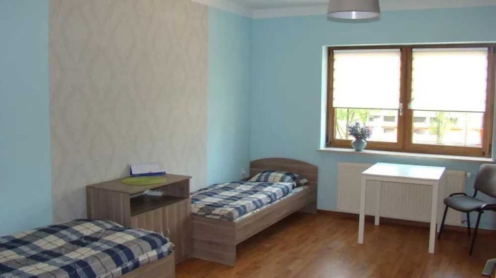 1500 грн. місяць проживання місце в кімнаті метро Вирлиця у Києві - фото 1