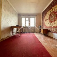 Продаж 1к квартири (20 квартал, універмаг) Кривий Ріг