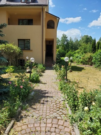 Оренда будинку у Василькові біля лісу 400м2 20с - фото 1