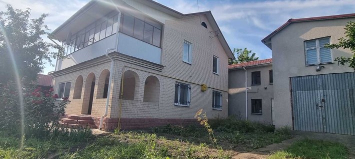 Довгострокова оренда будинку. - фото 1