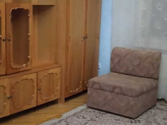 Оренда будинку 3 кімнатного будинку з подвір‘ям по вул Вакарова Мукачеве