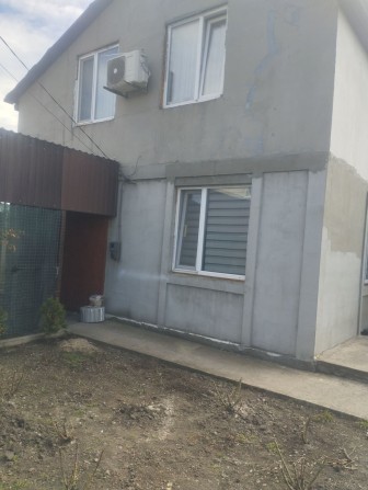 АН Сдам 2 эт дом центр - фото 1