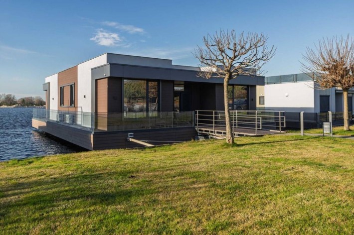 Оренда нововий будинок на воді  перша здача.сучасний будинок  з панорамним видом на річку Вишеньки - фото 1