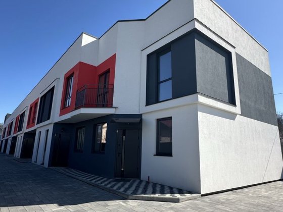 Оренда таунхаус поруч з Бучанським парком Буча