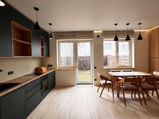 Оренда Таунхауса,Ірпінь, р-н парк Незнайка. Дітки та тварини - можна. Ирпень