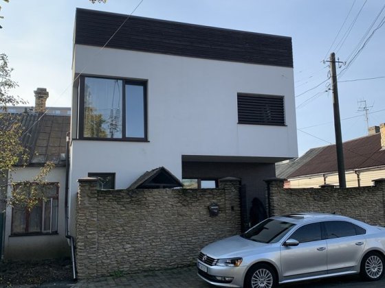 Здам Котедж/3 кімнати/Можна з тваринкою Поруч Центру Ровно