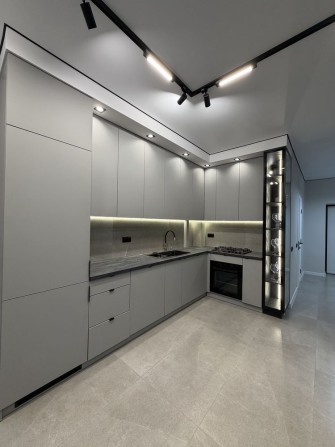 Оренда окремонго будинку біля ресторану Джентельмен р-н Дружба - фото 1