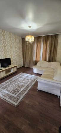 Окремий будинок поблизу центра - фото 1