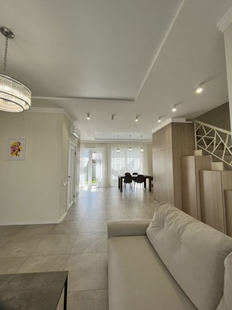 Оренда сучасного дуплекса в місті - фото 1